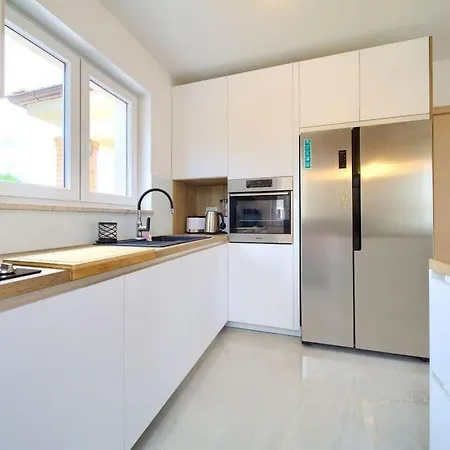Maris Comfortable Hotel 4*