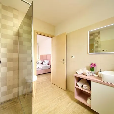 Hotel Maris Comfortable 4*