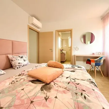 Maris Comfortable Hotel 4*
